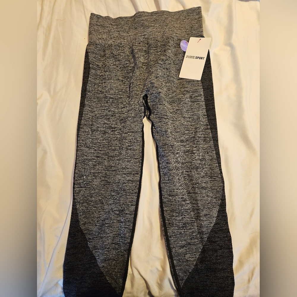 Pink Sport leggings grey  size large